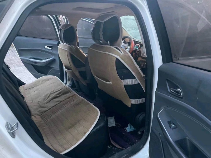 邯郸15年福特福睿斯1