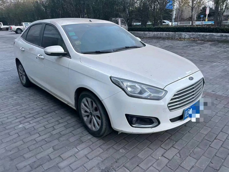 邯郸15年福特福睿斯2