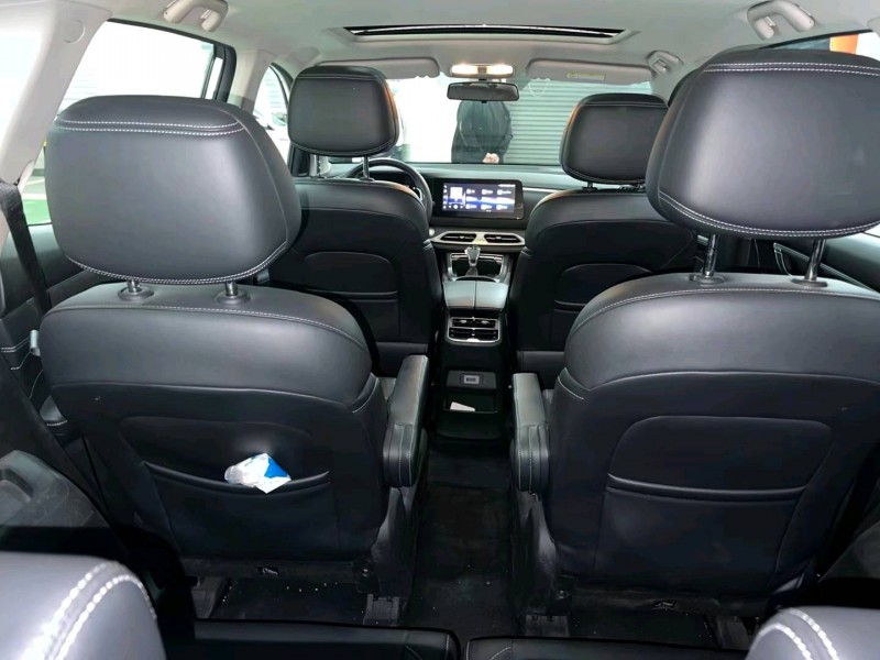 成都22年东风风光6