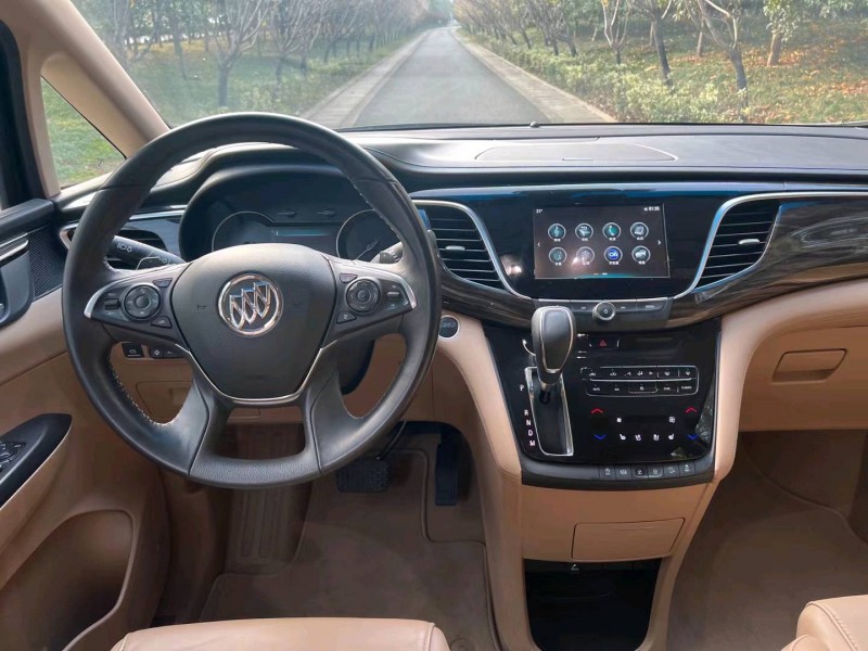 嘉兴18年别克GL84