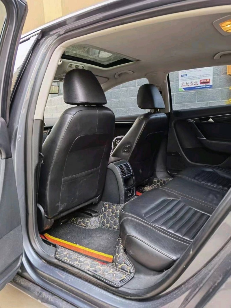 邯郸12年大众迈腾2