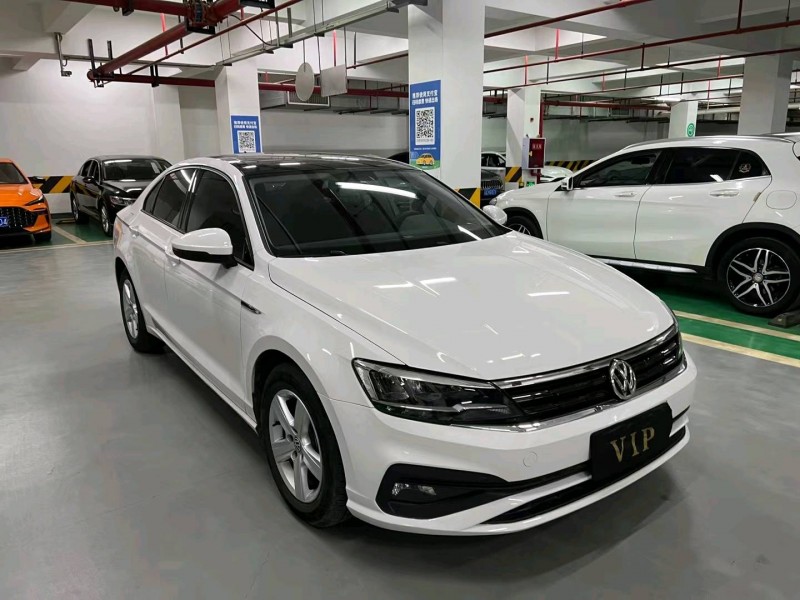 成都21年大众凌渡2