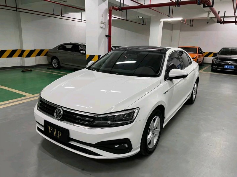 成都21年大众凌渡3