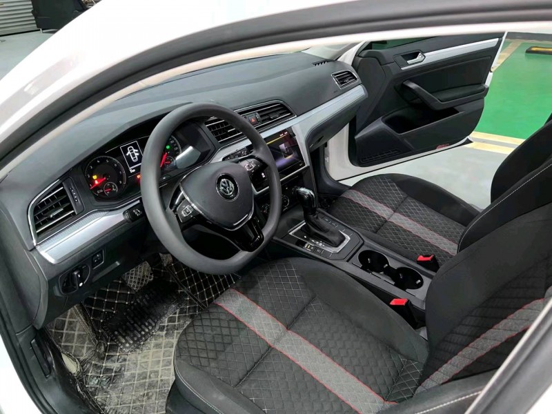 成都21年大众凌渡4