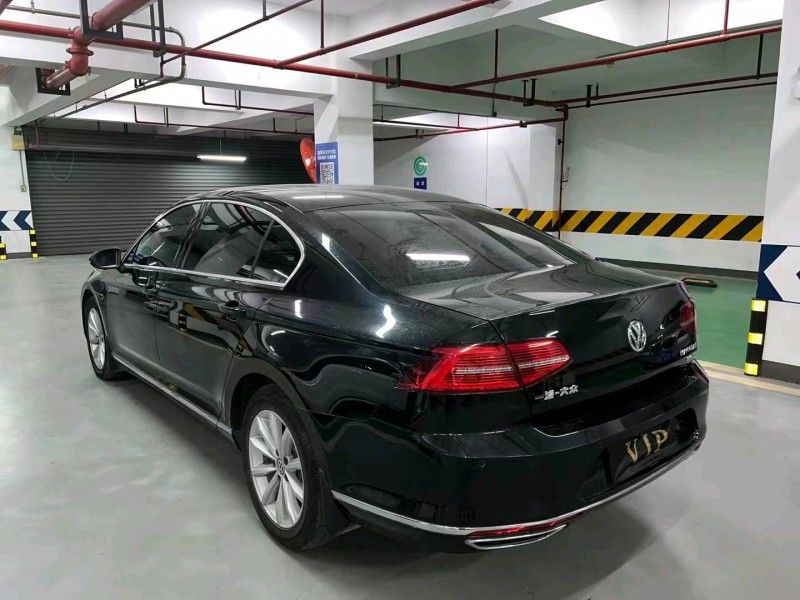 成都19年大众迈腾9