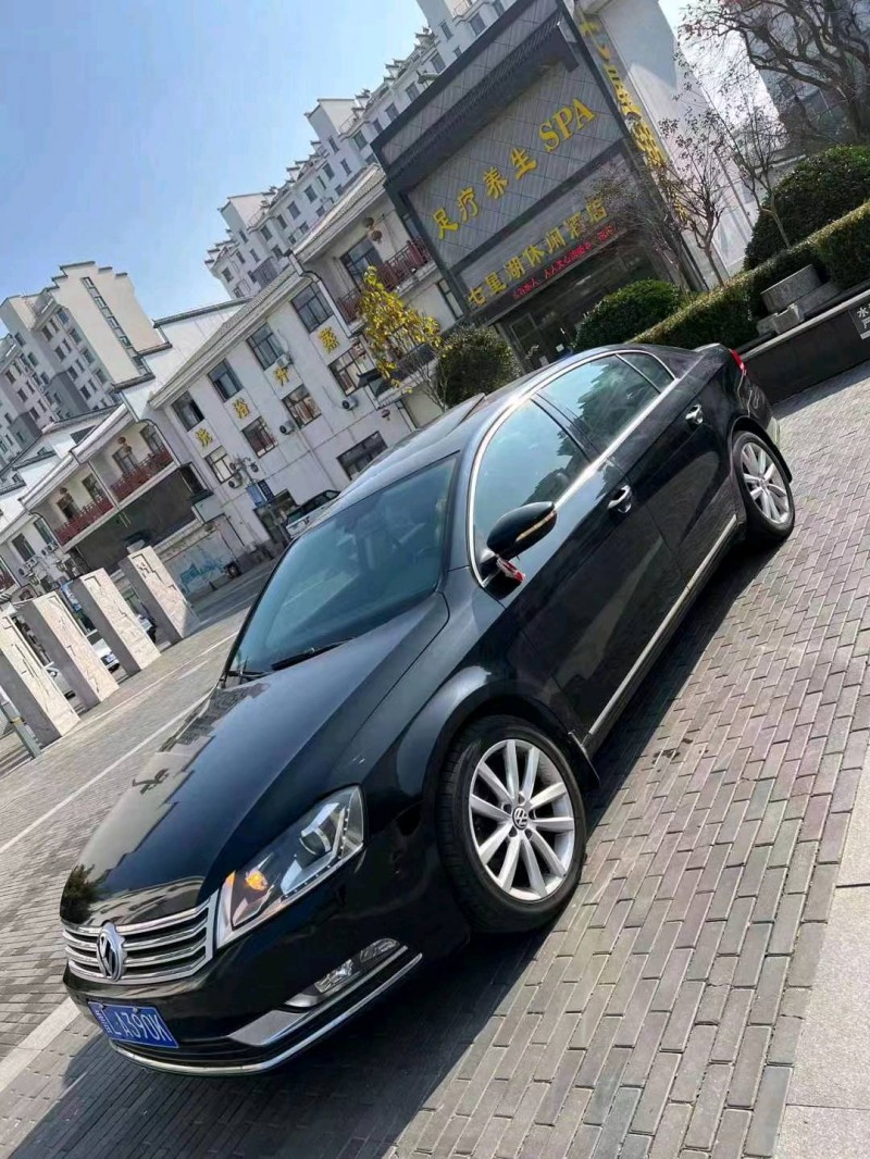 枣庄14年大众迈腾8
