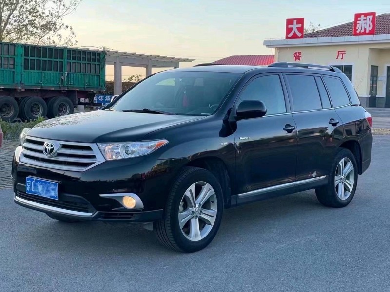 保定13年丰田汉兰达1