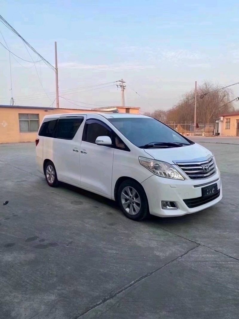 济宁14年丰田埃尔法2