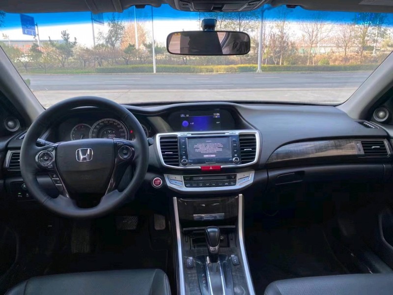 邯郸14年本田雅阁7