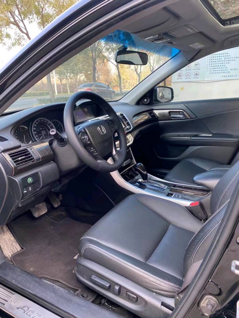 邯郸14年本田雅阁6