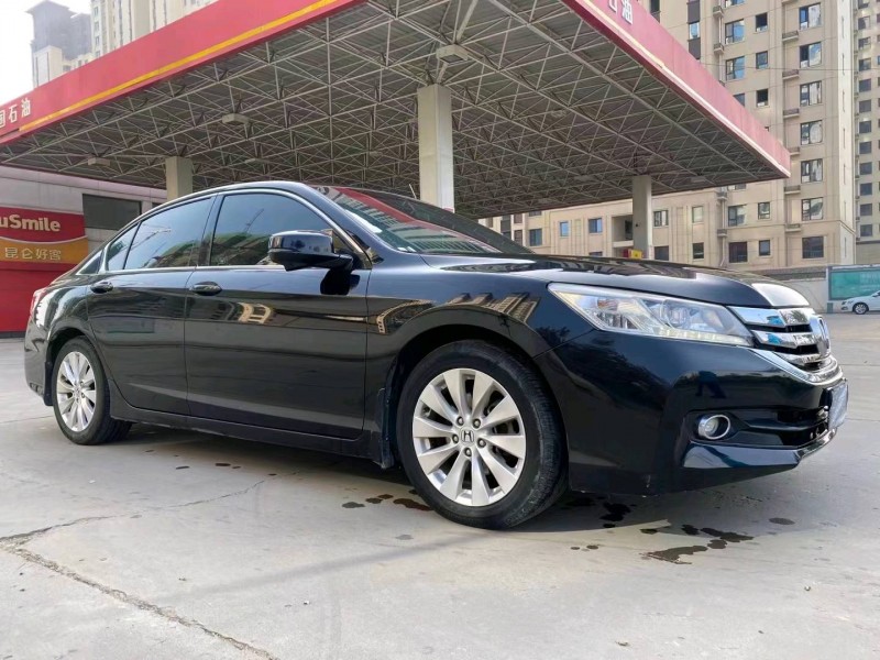 邯郸14年本田雅阁4