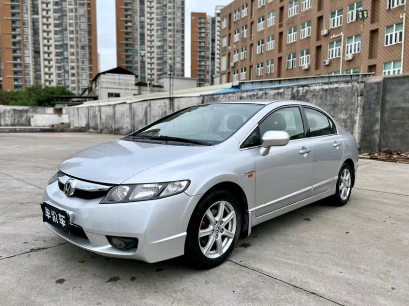 东莞10年本田思域2