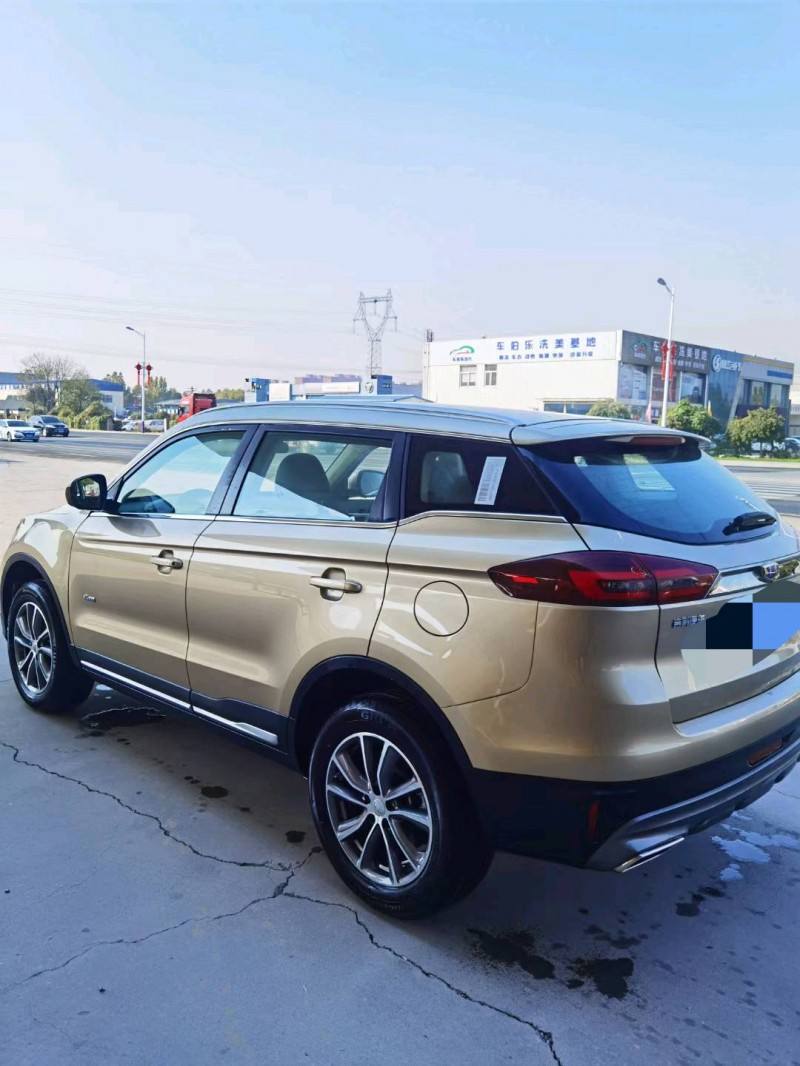 保定19年吉利博越3