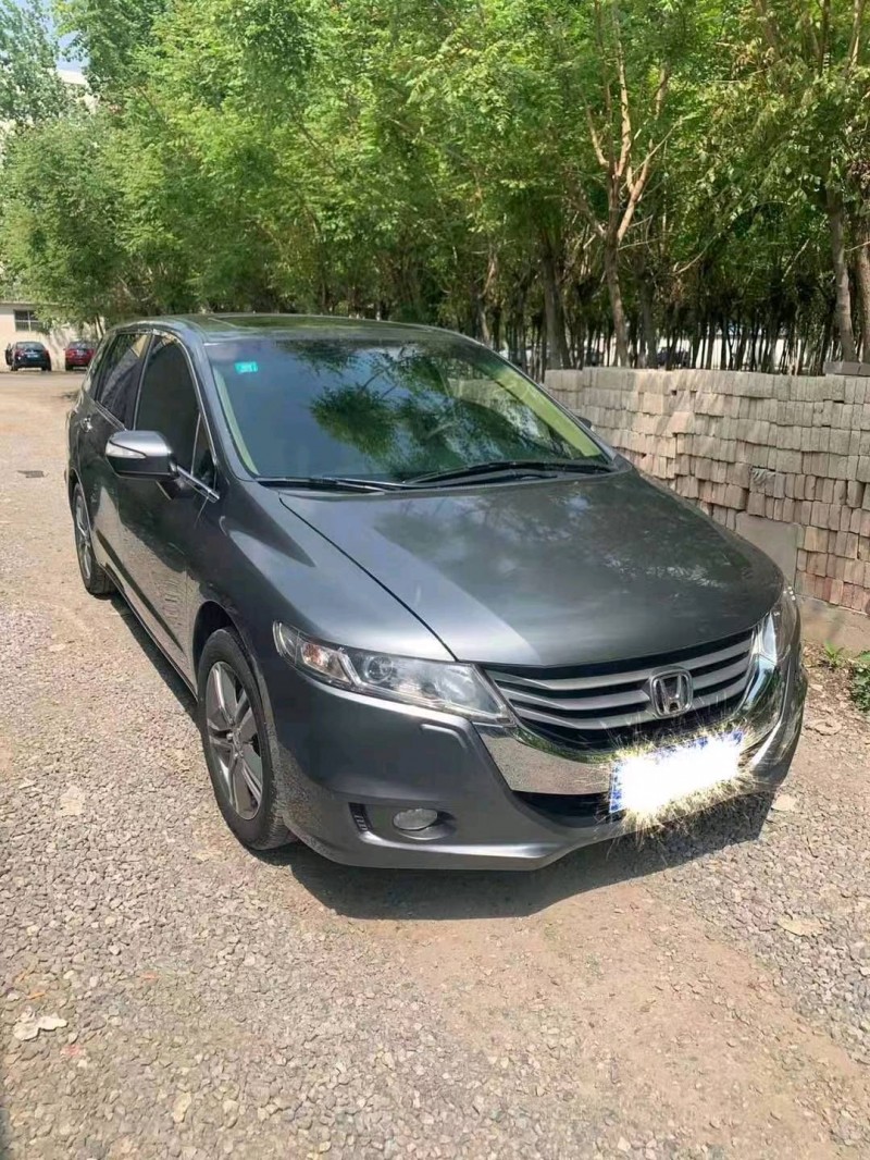 保定13年本田奥德赛2