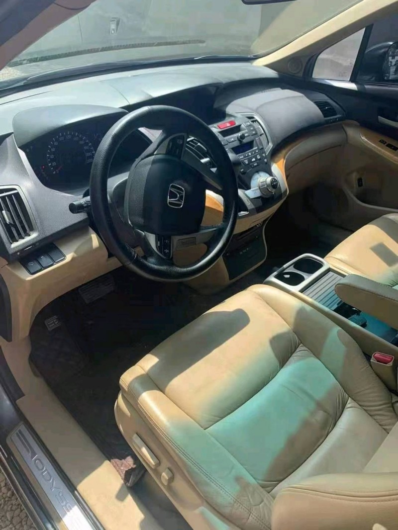 保定13年本田奥德赛7