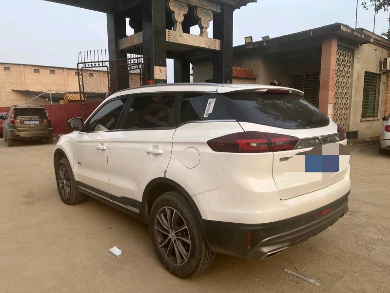 保定19年吉利博越5