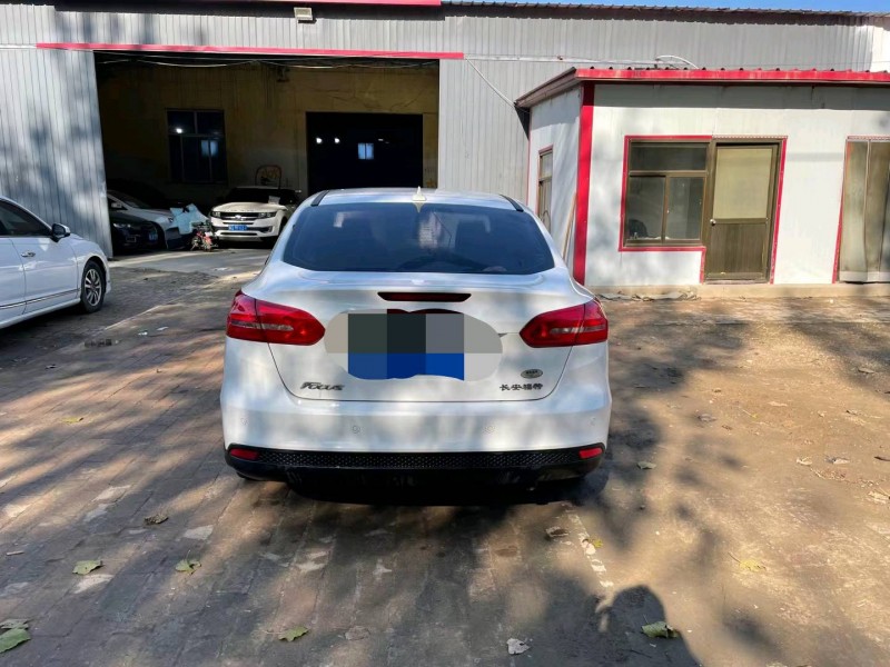 保定17年福特福克斯6