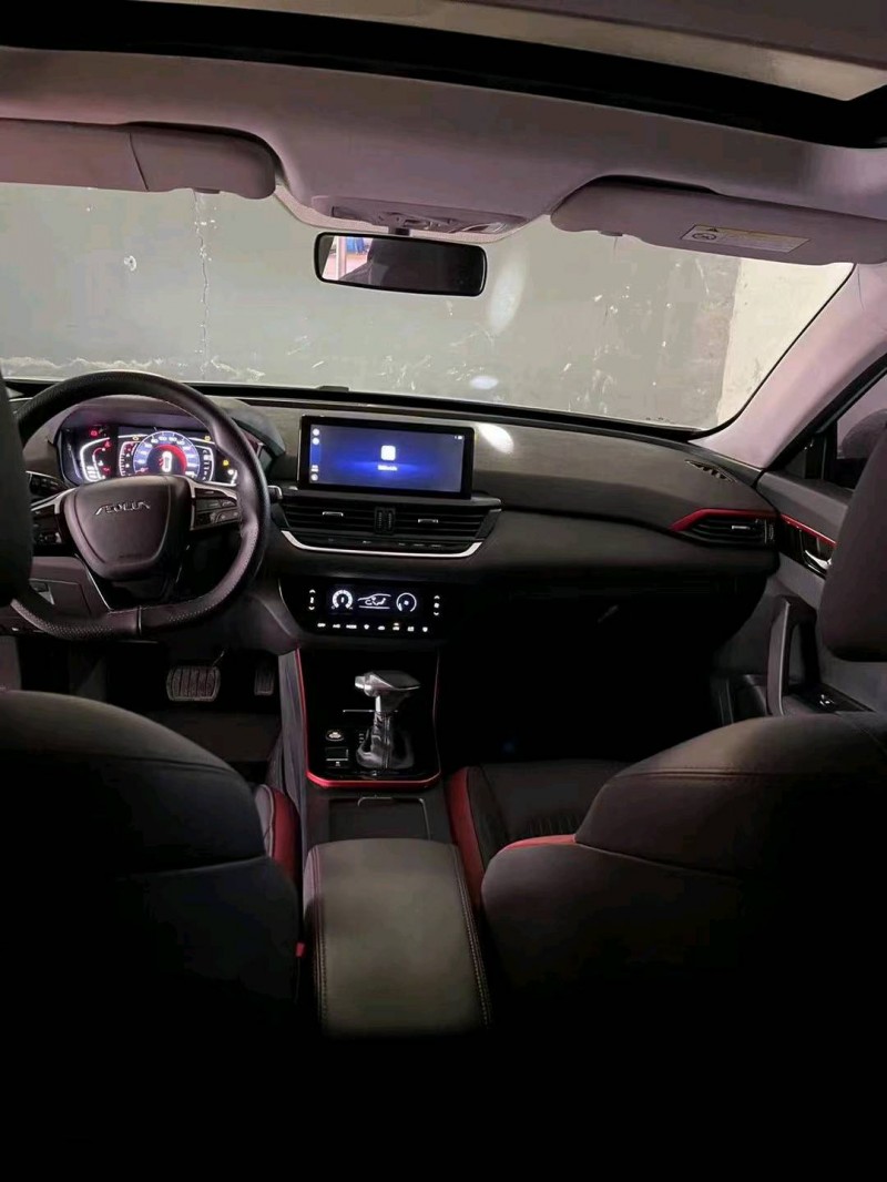 保定21年东风奕炫8