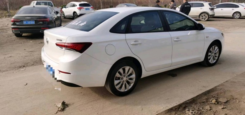 保定20年别克英朗4