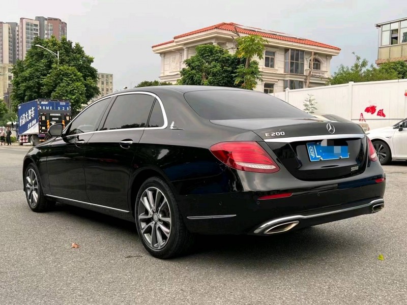 东莞16年奔驰E7