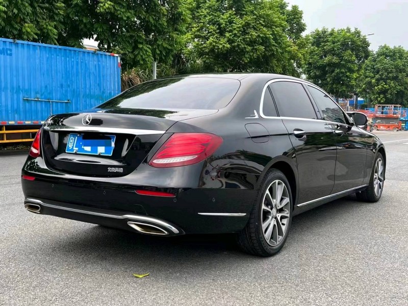 东莞16年奔驰E8