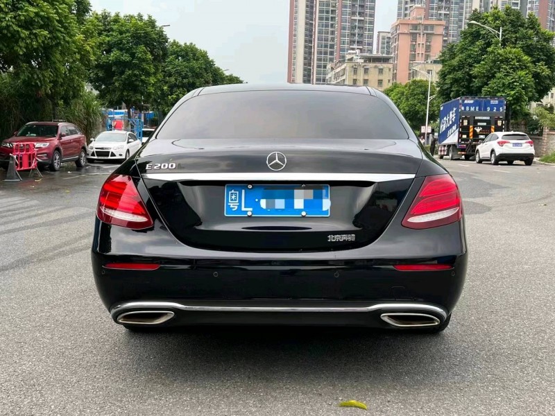 东莞16年奔驰E9