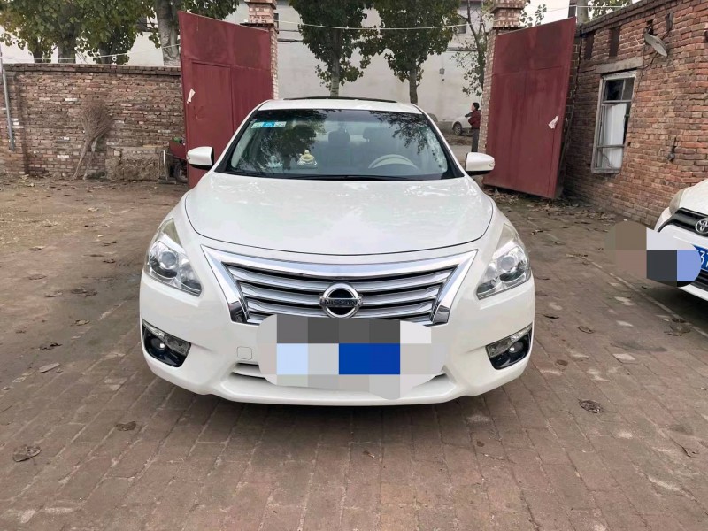 保定13年日产天籁9