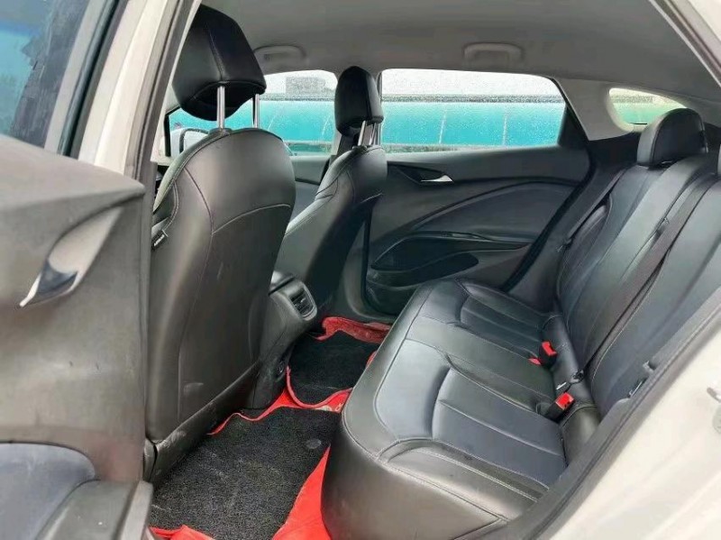 东莞21年别克微蓝4