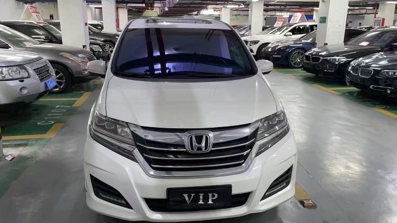 烟台18年本田艾力绅1