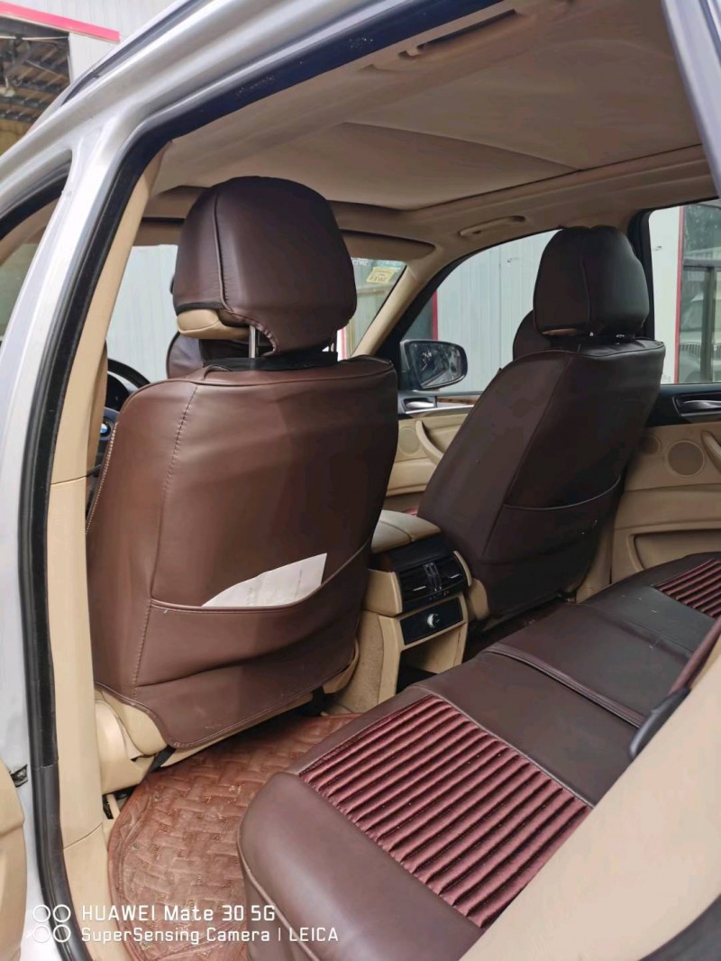 保定09年宝马X56