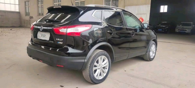 保定17年日产逍客4