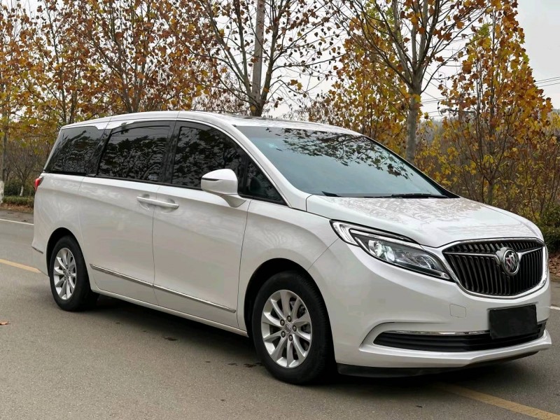 徐州18年别克GL83