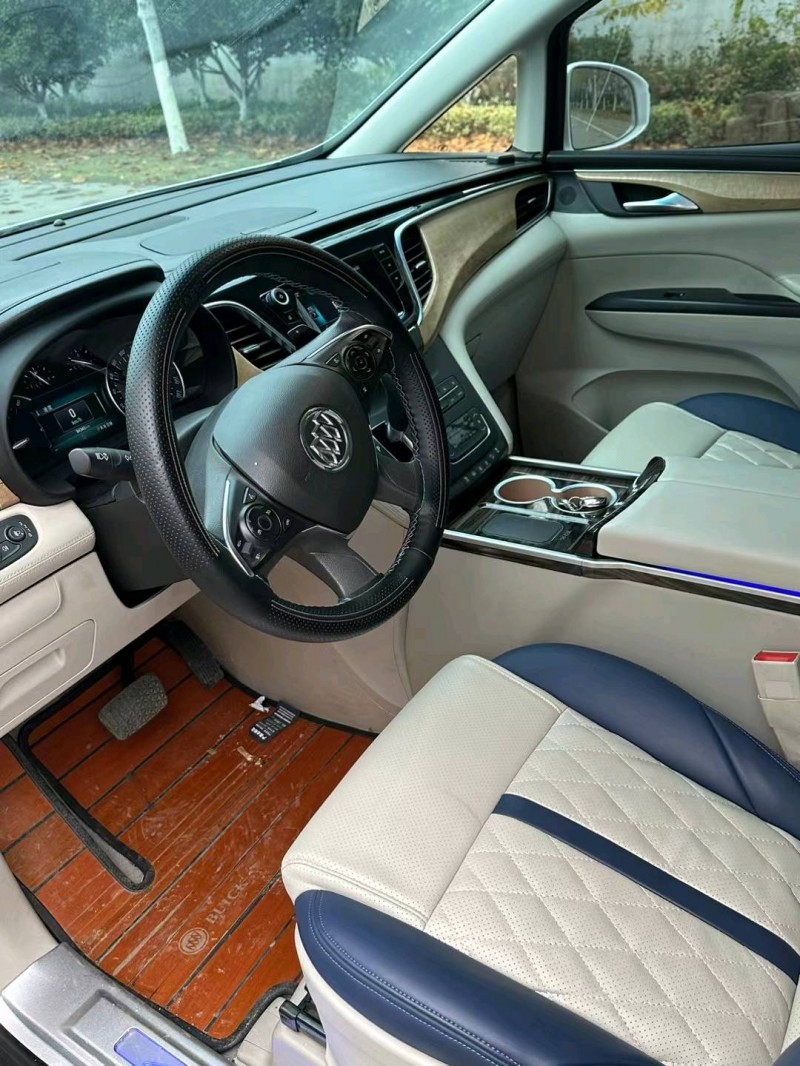 徐州18年别克GL86