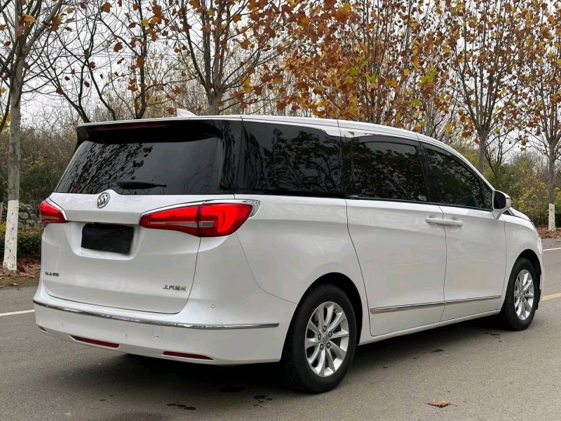 徐州18年别克GL88