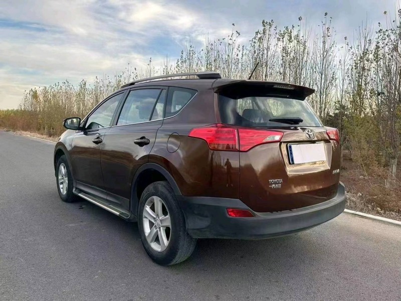 邢台14年丰田RAV4荣放4