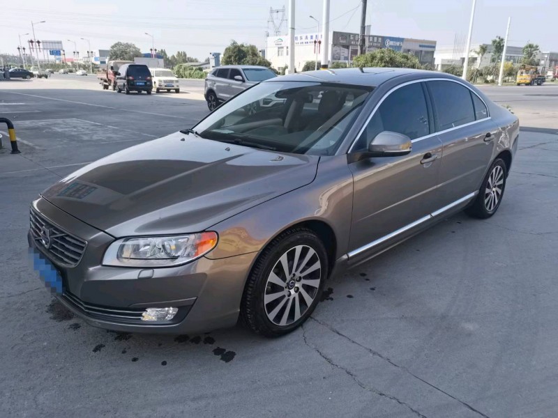 保定14年沃尔沃S80L5