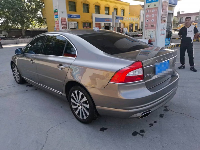 保定14年沃尔沃S80L3