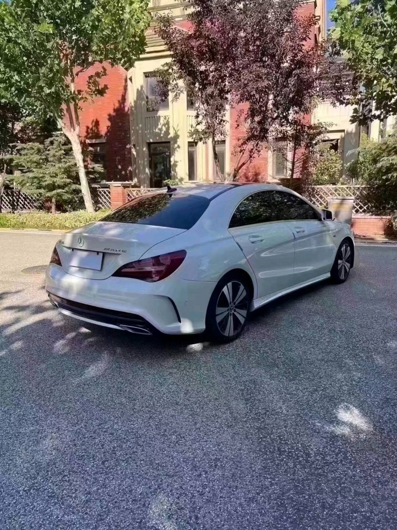 青岛18年奔驰CLA3