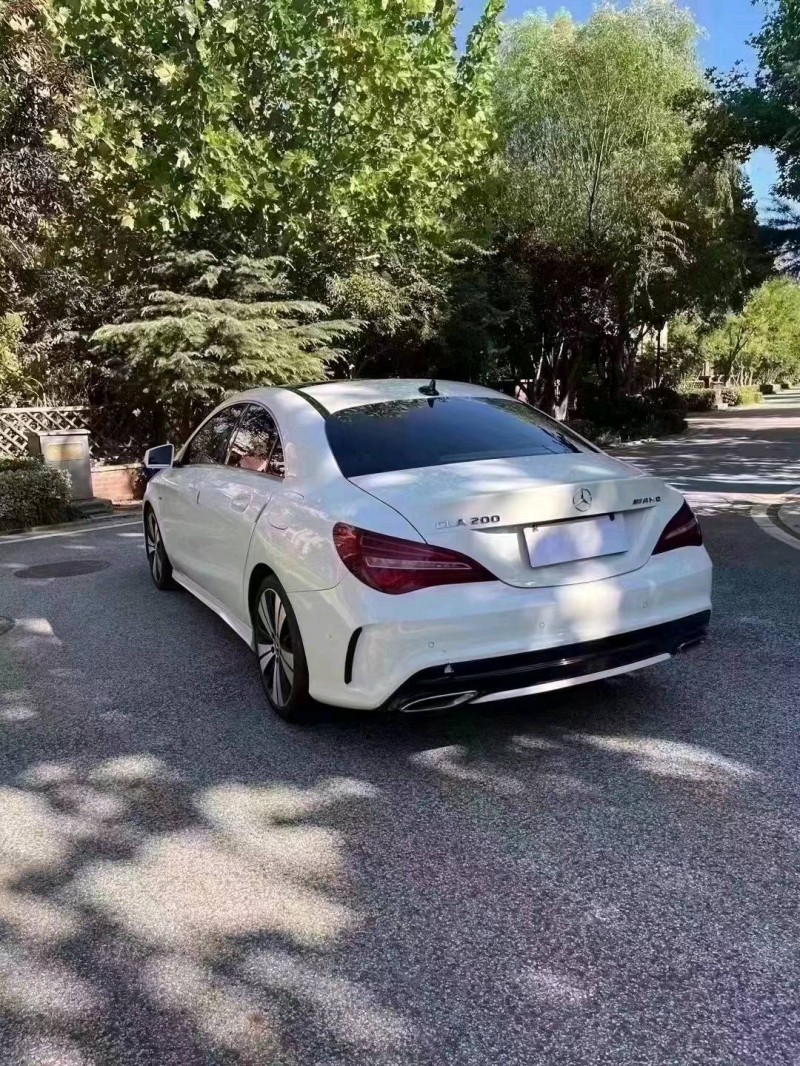 青岛18年奔驰CLA2