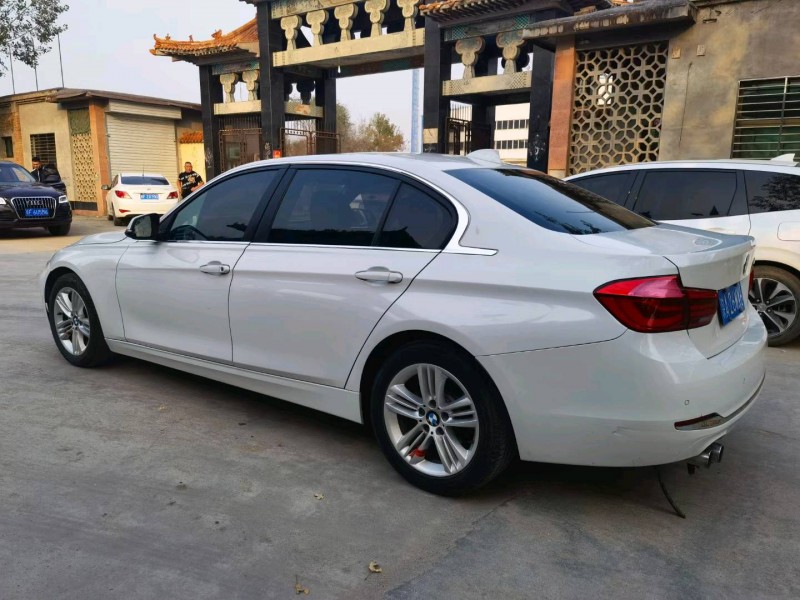 保定17年宝马3系4