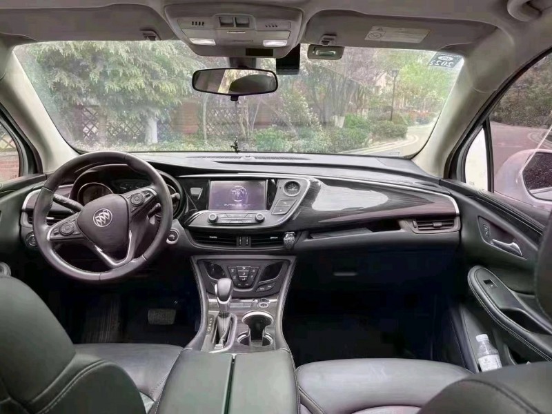 青岛18年别克昂科威4