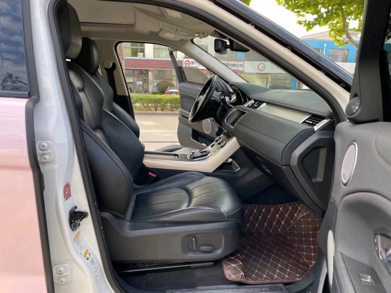 济宁16年路虎极光9