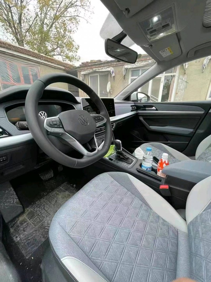 邯郸22年大众朗逸8