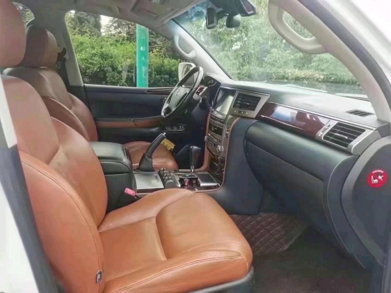 聊城14年雷克萨斯LX9