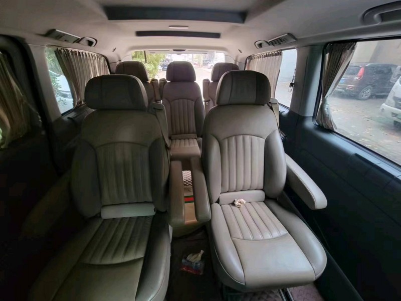 邢台13年奔驰威霆6