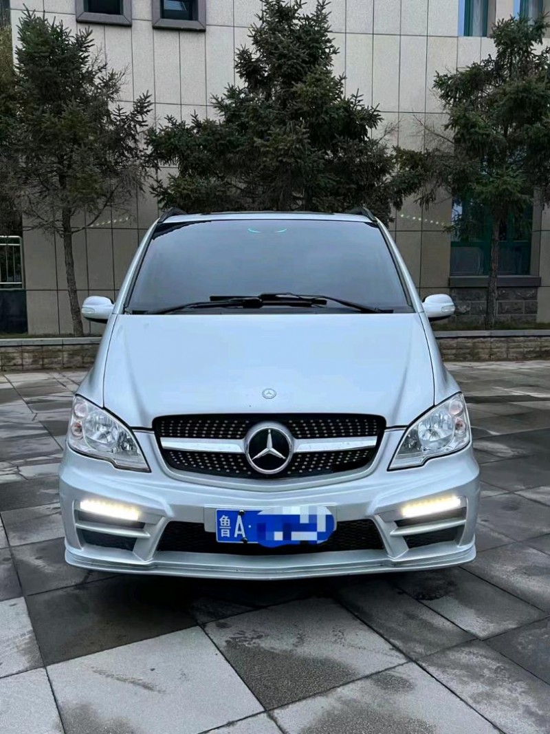 枣庄10年奔驰唯雅诺1