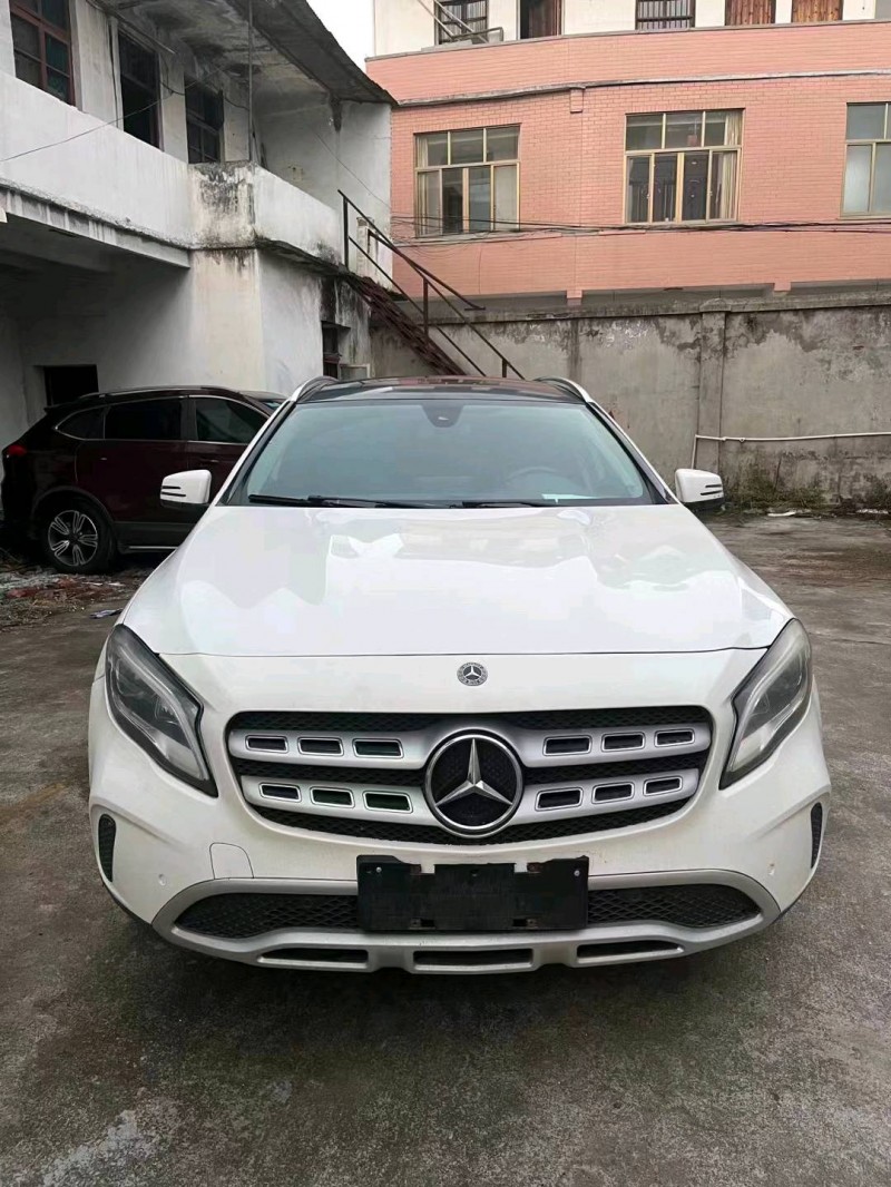 嘉兴18年奔驰GLA7