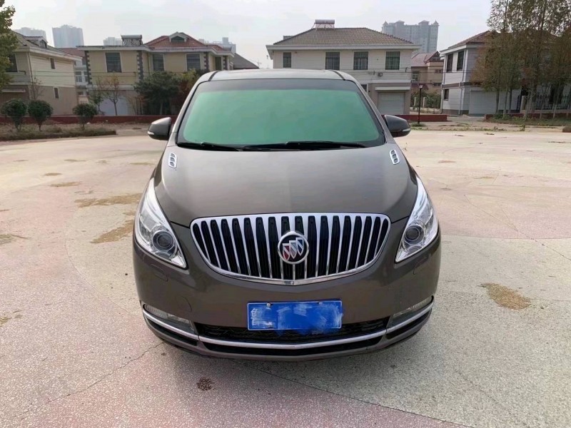 常州12年别克GL88