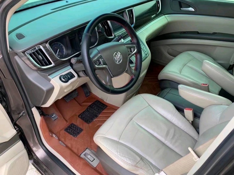 常州12年别克GL84