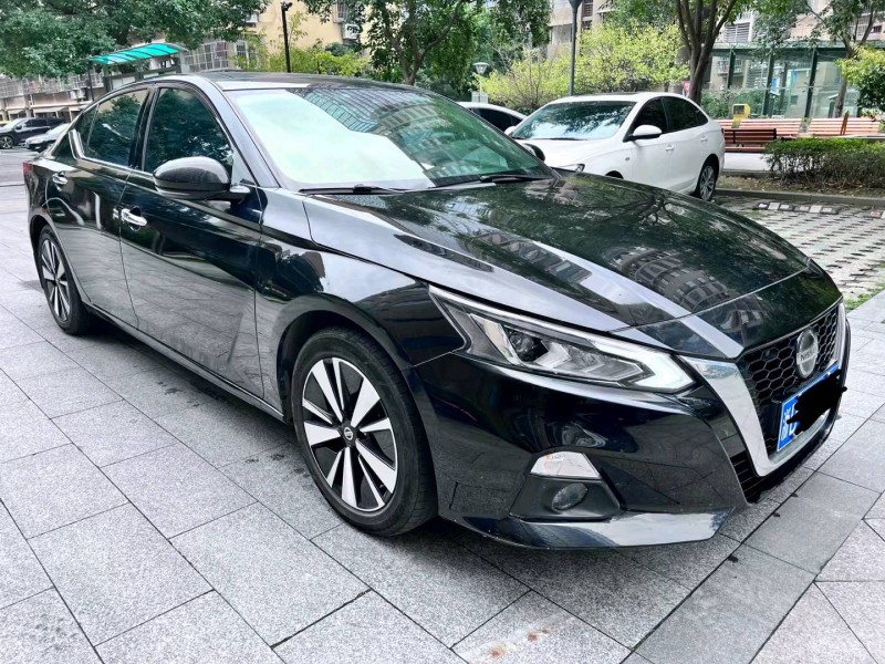 嘉兴20年日产天籁3